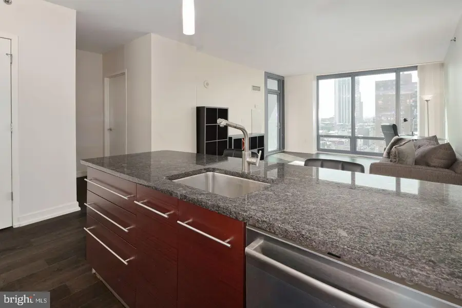 2101 Market St #805, Philadelphia, PA 19103 - #3