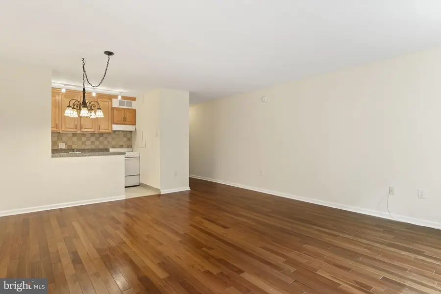 1901 John F Kennedy Blvd #816, Philadelphia, PA 19103 - #2