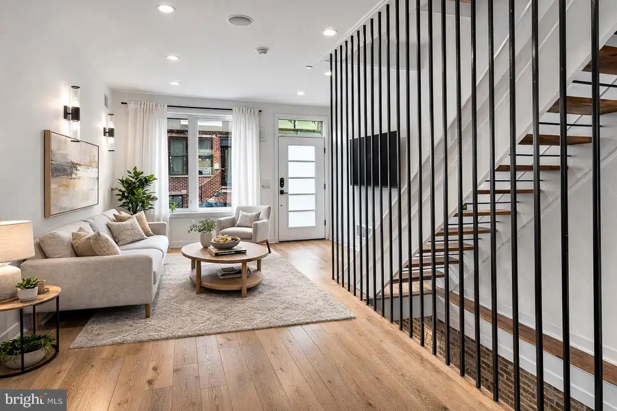 2117 Fernon St, Philadelphia, PA 19145 - #3