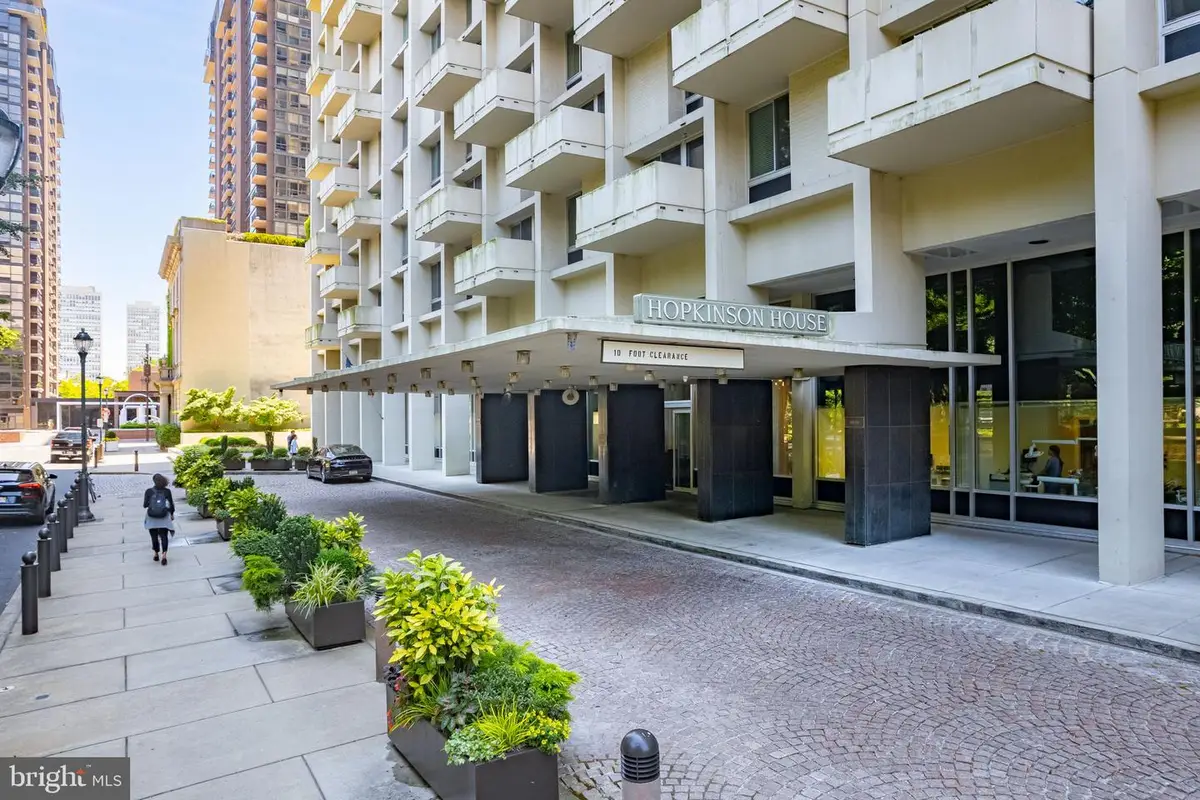 604-36 S Washington Sq #2506, Philadelphia, PA 19106 - #1