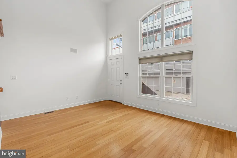 1004 N Bodine St, Philadelphia, PA 19123 - #2