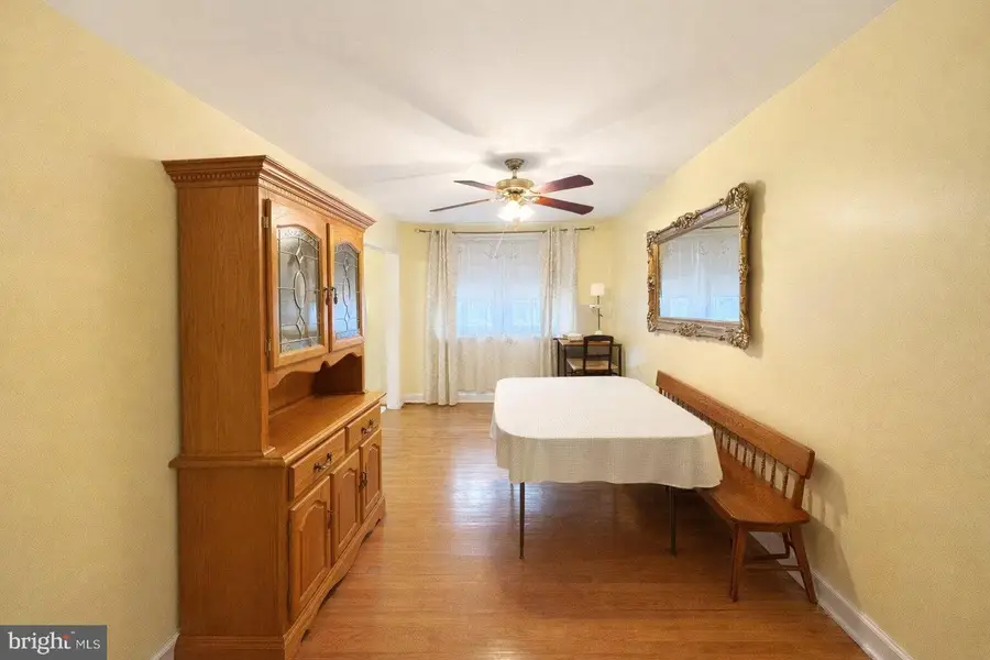 6628 Erdrick St, Philadelphia, PA 19135 - #2