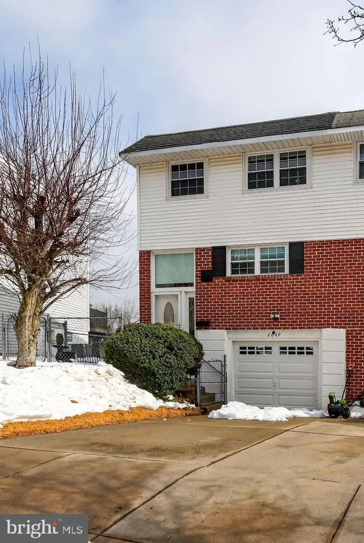 2649 Sperry St, Philadelphia, PA 19152 - #1