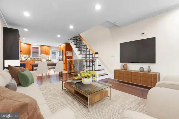 1629 S Iseminger St, PHILADELPHIA, PA 19148