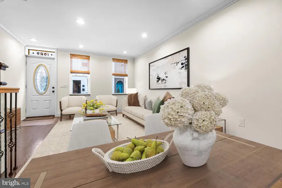 1629 S Iseminger St, Philadelphia, PA 19148 - #2