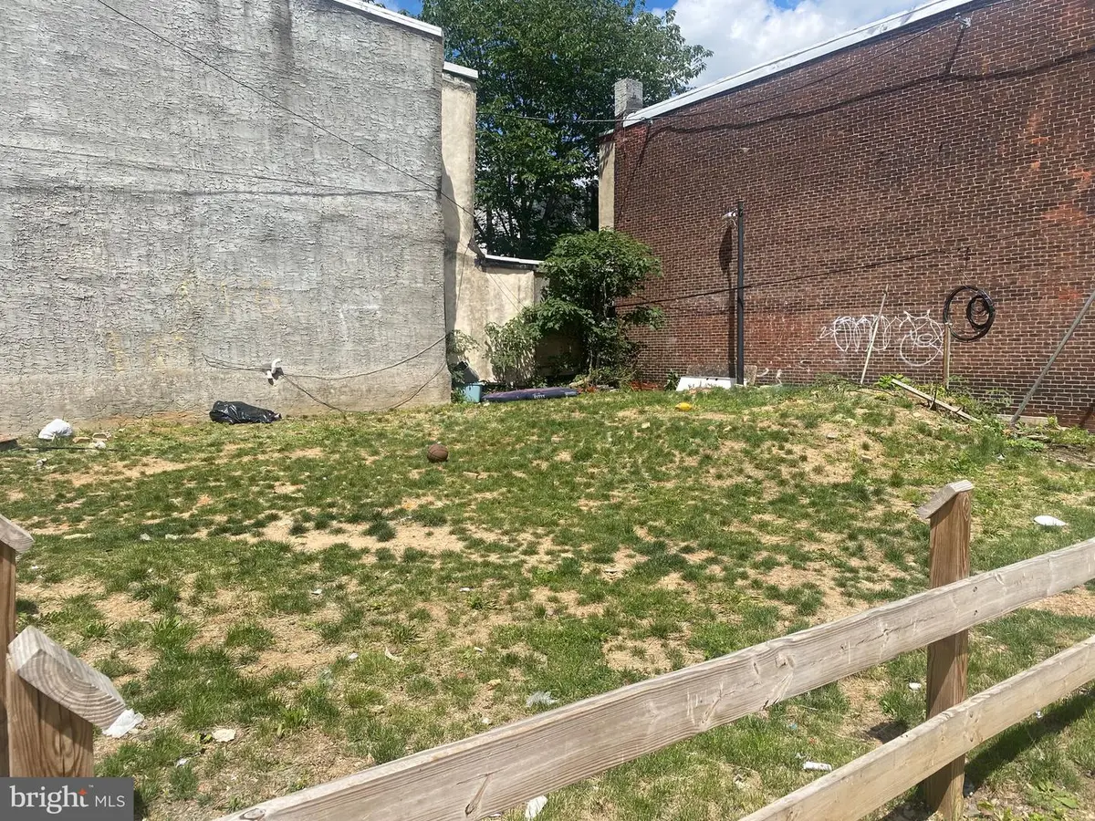 2803 N Bambrey St, Philadelphia, PA 19132 - #1