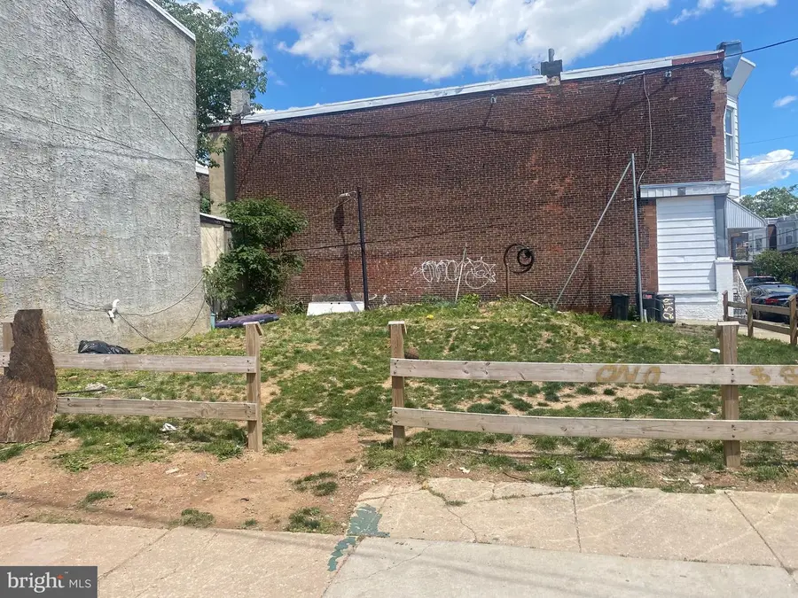 2803 N Bambrey St, Philadelphia, PA 19132 - #3