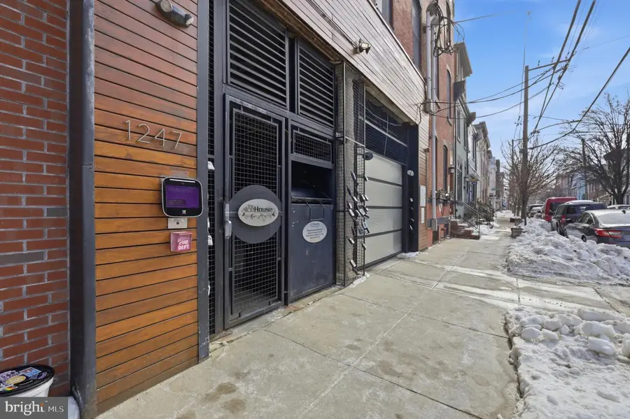 1247 E Columbia Ave #33, Philadelphia, PA 19125 - #3