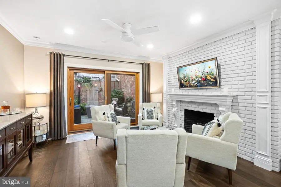 409 S 13th St, Philadelphia, PA 19147 - #3