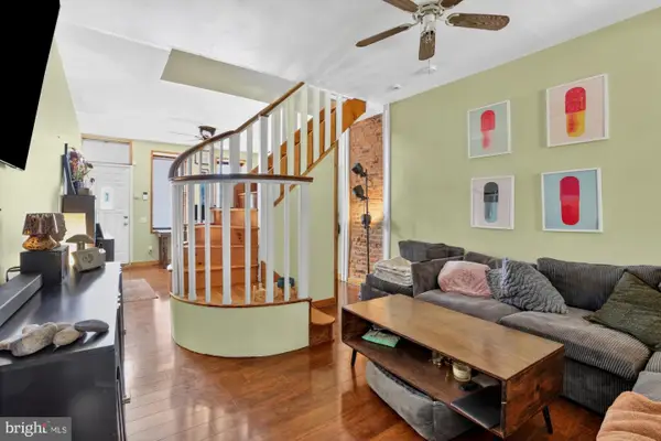 218 Jamestown St, PHILADELPHIA, PA 19128