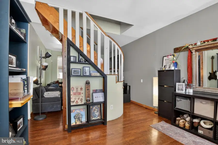 218 Jamestown St, Philadelphia, PA 19128 - #3