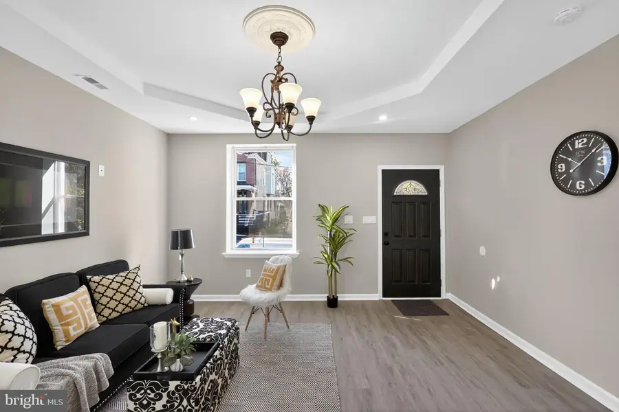 5335 Wakefield St, Philadelphia, PA 19144 - #2