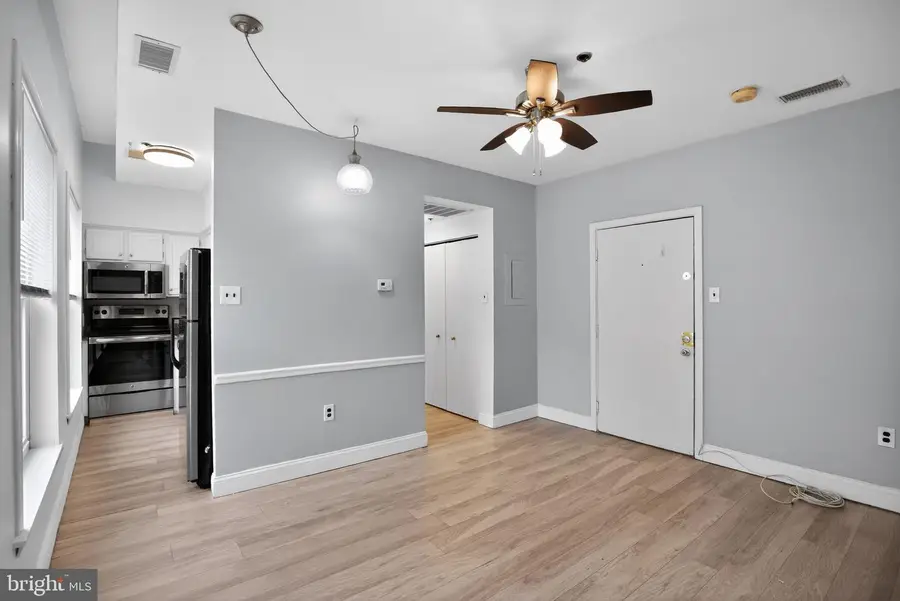 234 N 3rd St #403, Philadelphia, PA 19106 - #3