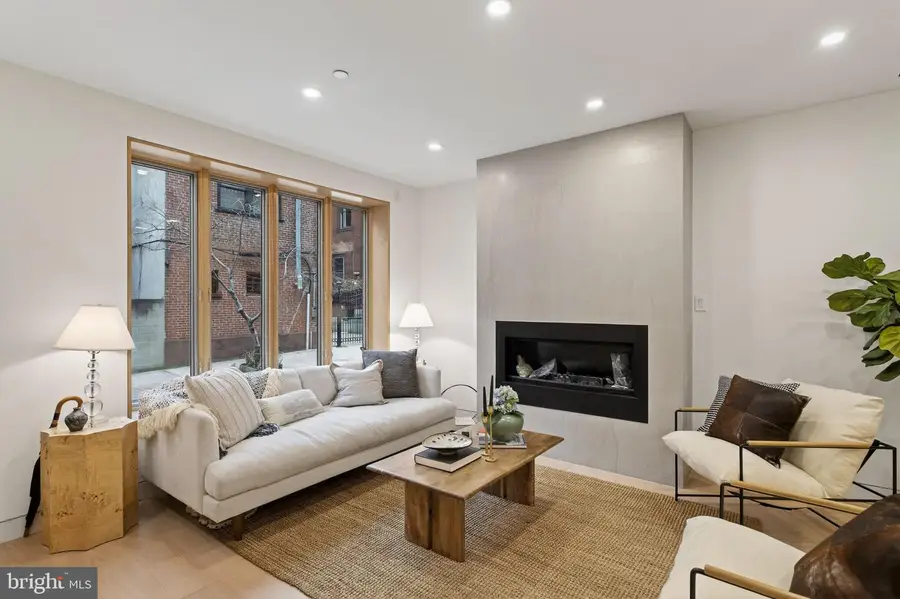 1923 Manning St, Philadelphia, PA 19103 - #3