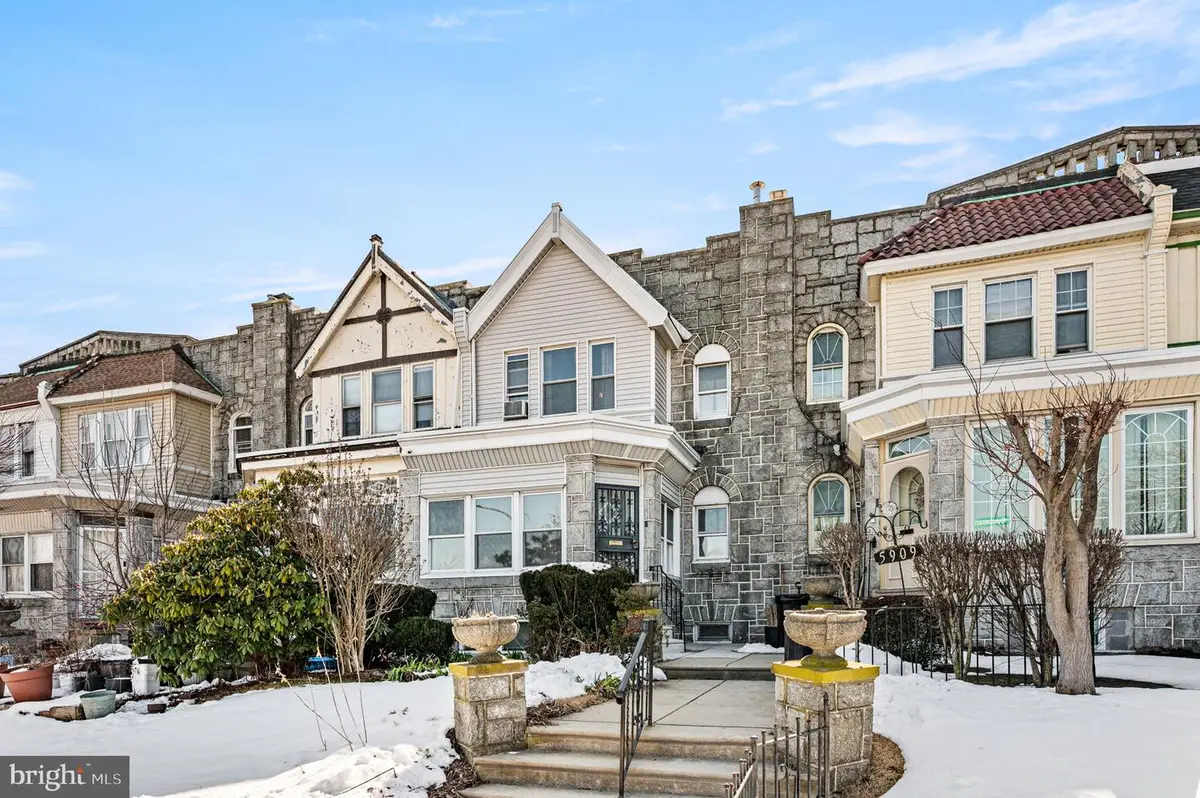 5911 E Roosevelt Blvd, Philadelphia, PA 19149 - #1