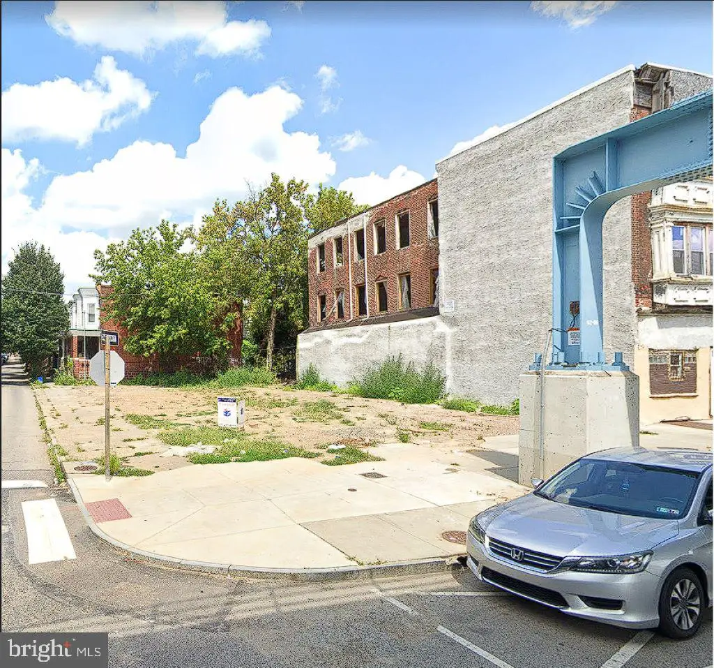 6233 Market St, Philadelphia, PA 19139 - #1
