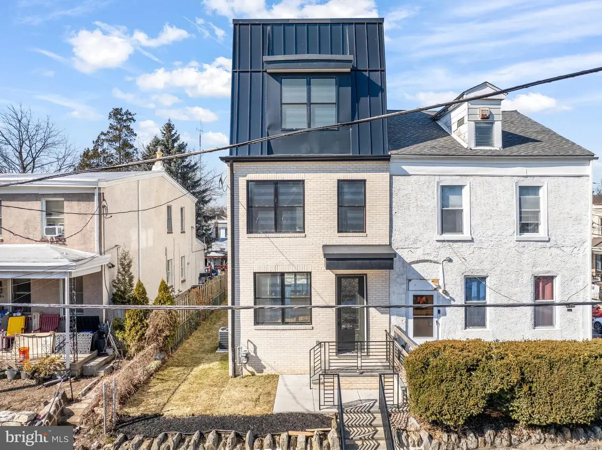 268 Dupont St, Philadelphia, PA 19128 - #1