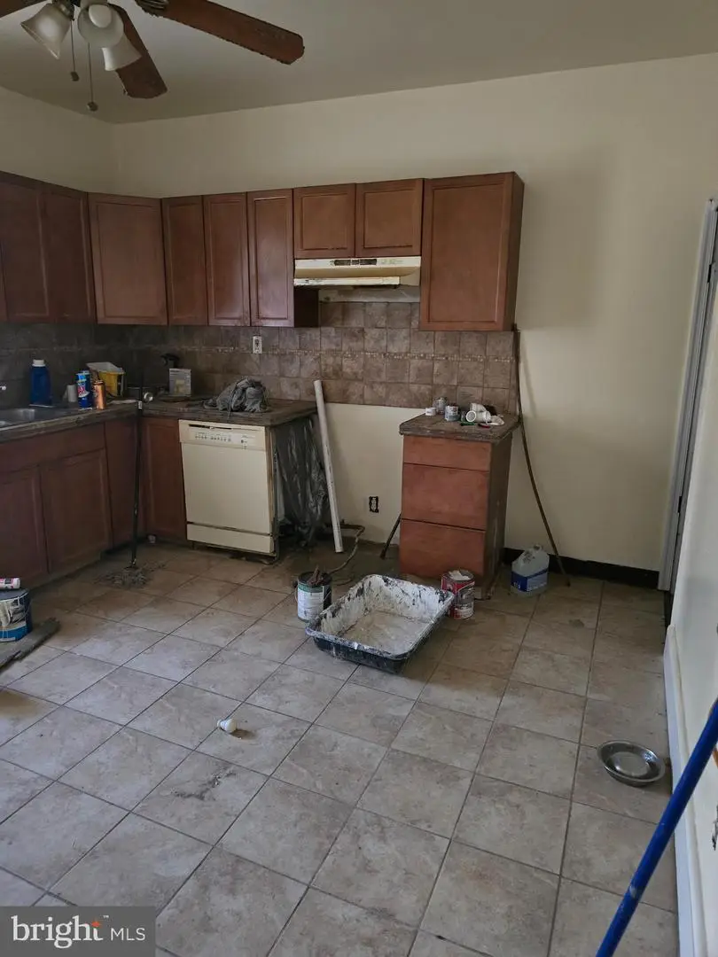 2337 W Sergeant St, Philadelphia, PA 19132 - #3