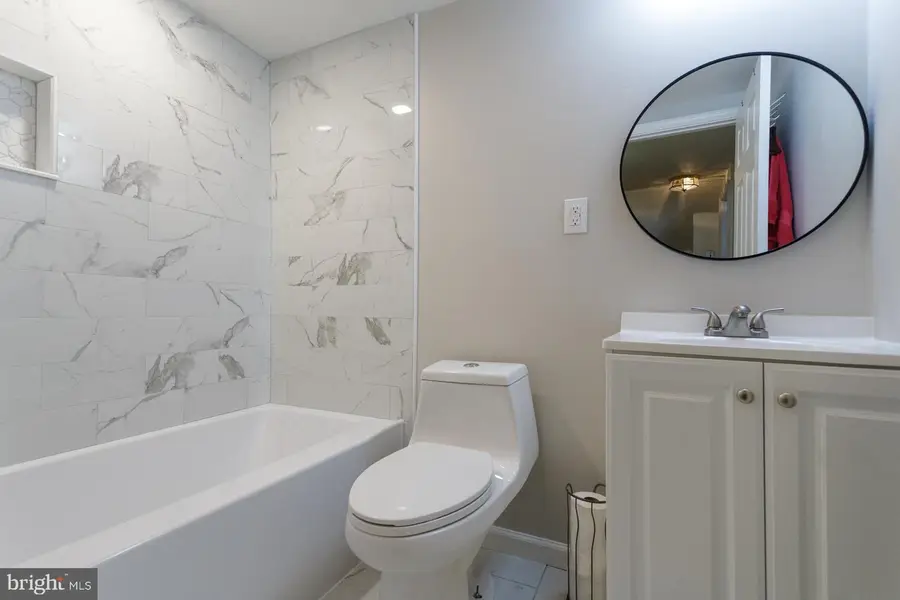 108 Roxborough Ave, Philadelphia, PA 19127 - #2