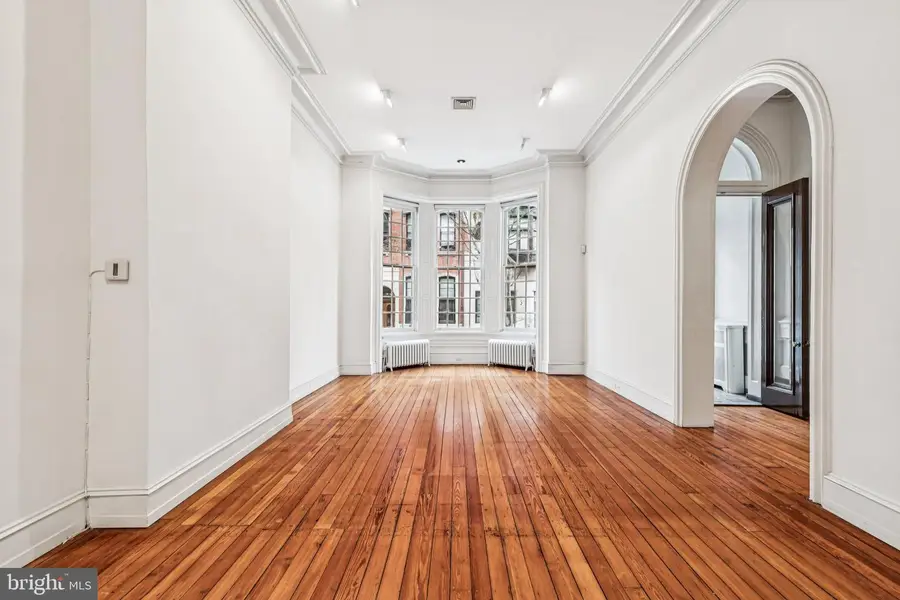 2106 Spruce St, Philadelphia, PA 19103 - #3