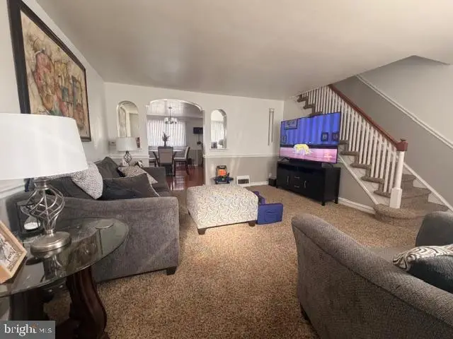 7206 Montague St, Philadelphia, PA 19135 - #2