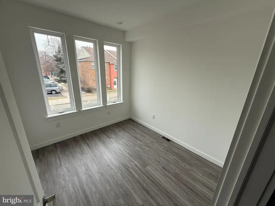2614 N 7th St, Philadelphia, PA 19133 - #3