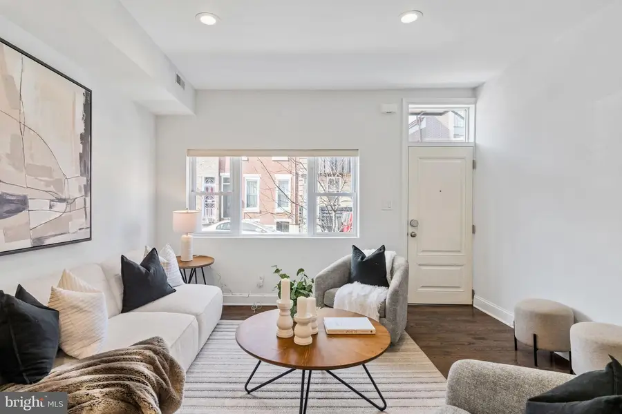 1911 S 11th St, Philadelphia, PA 19148 - #3