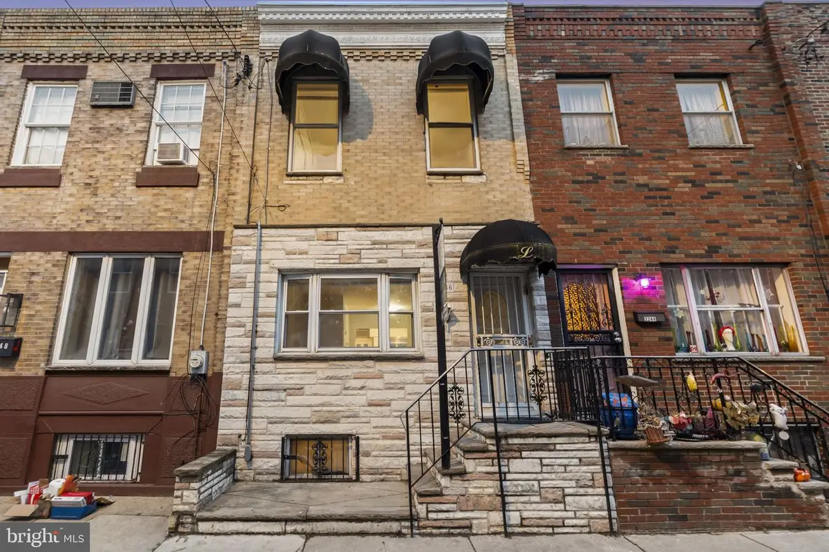 2246 S Hicks St, Philadelphia, PA 19145 - #1