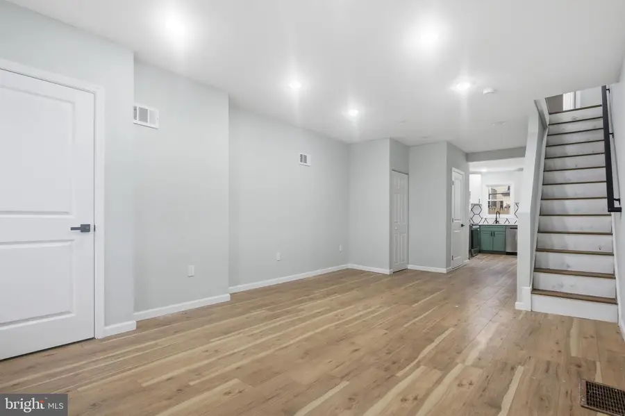 2215 Earp St, Philadelphia, PA 19146 - #2