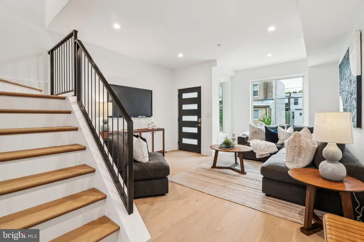 1411 S Napa St, Philadelphia, PA 19146 - #1