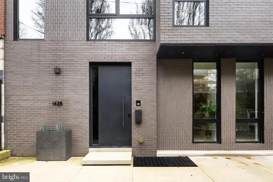 1430 Kenilworth St, Philadelphia, PA 19146 - #2