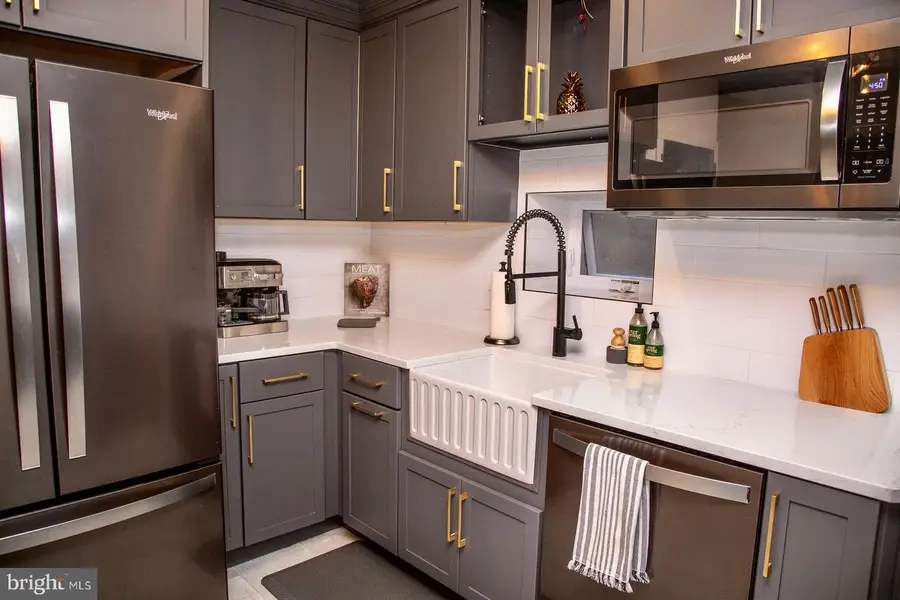 913 S Darien St, Philadelphia, PA 19147 - #3