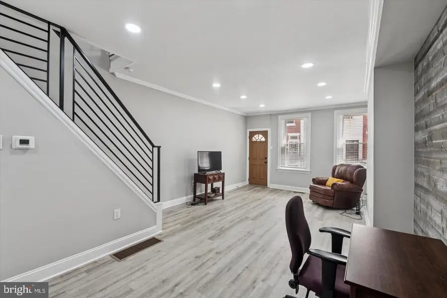 2215 Watkins St, Philadelphia, PA 19145 - #2