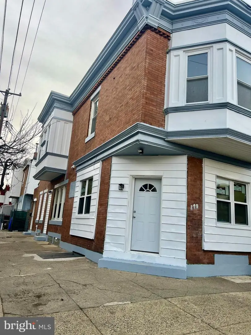 279 W Sheldon St, Philadelphia, PA 19120 - #2