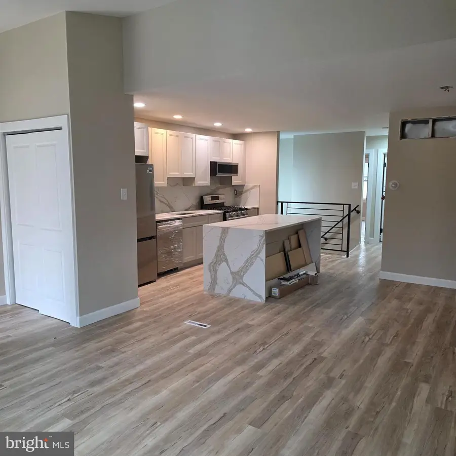 12702 Knights Rd, Philadelphia, PA 19154 - #2