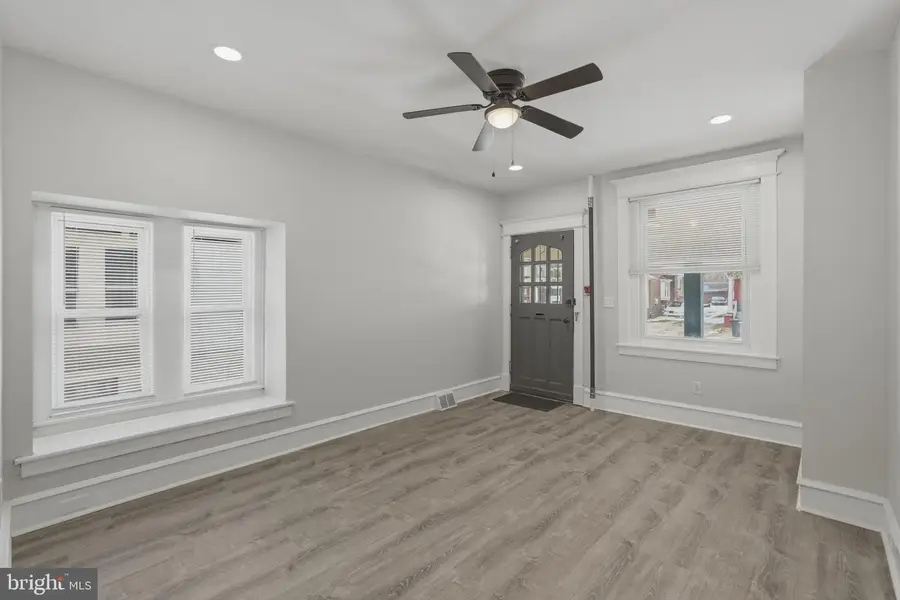 6120 W Oxford St, Philadelphia, PA 19151 - #3