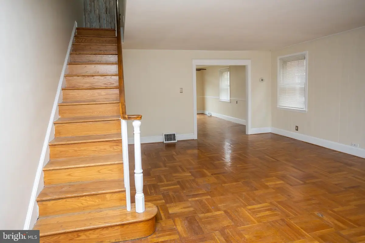 6911 Oxford Ave, Philadelphia, PA 19111 - #1