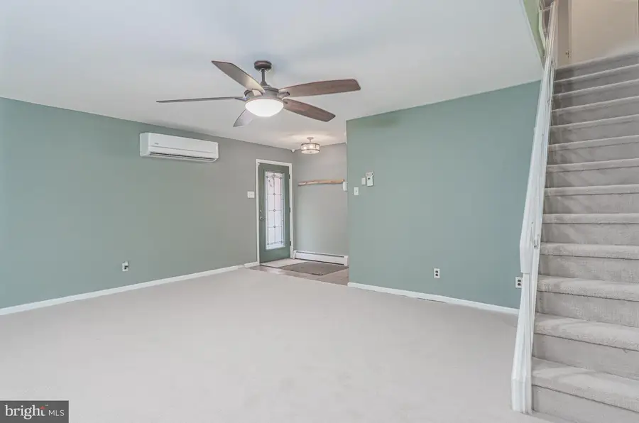 8422 Strahle Ter, Philadelphia, PA 19111 - #3