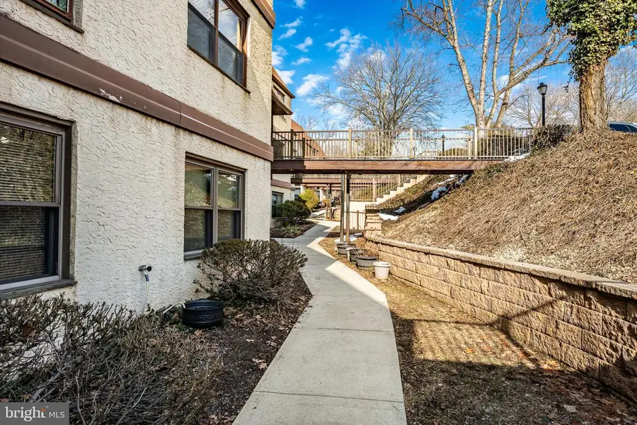 243 Shawmont Ave #c, Philadelphia, PA 19128 - #2