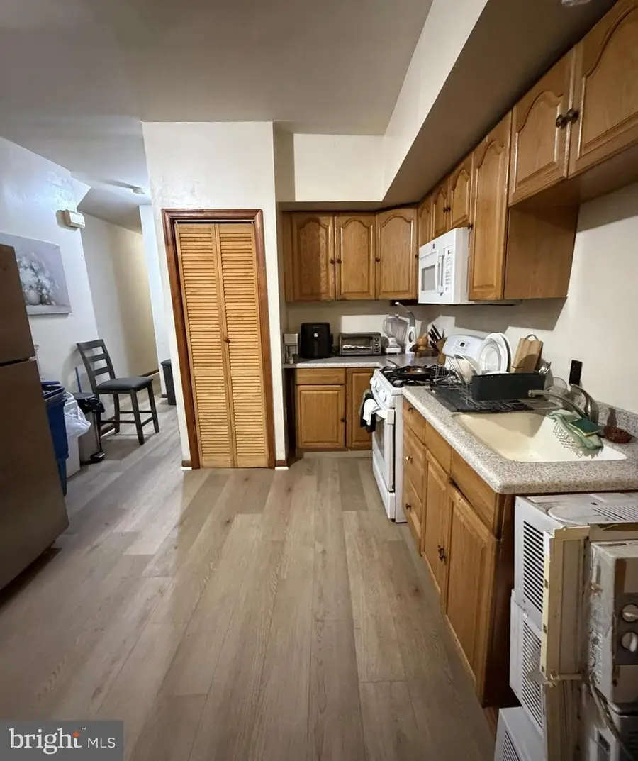 5022 Walnut St, Philadelphia, PA 19139 - #2