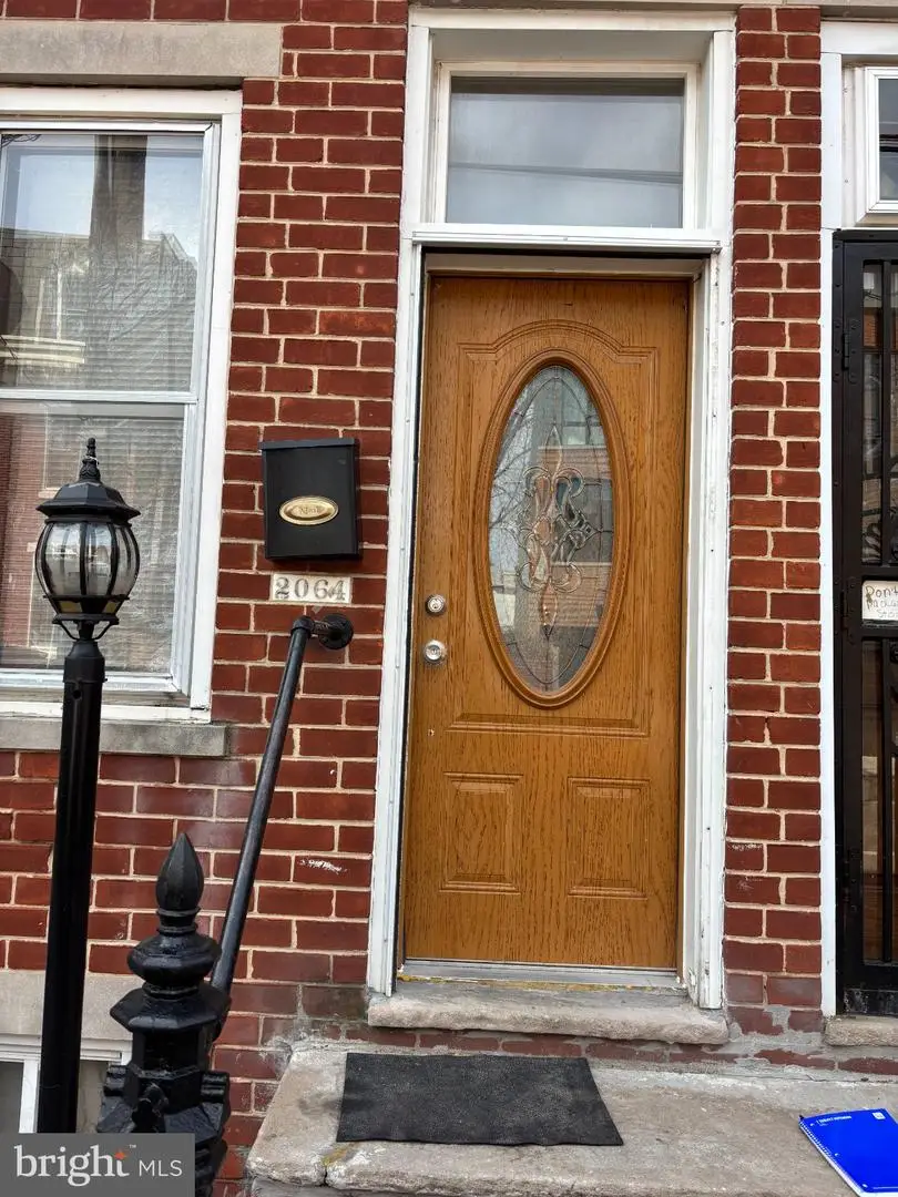 2064 E Dauphin, Philadelphia, PA 19125 - #1