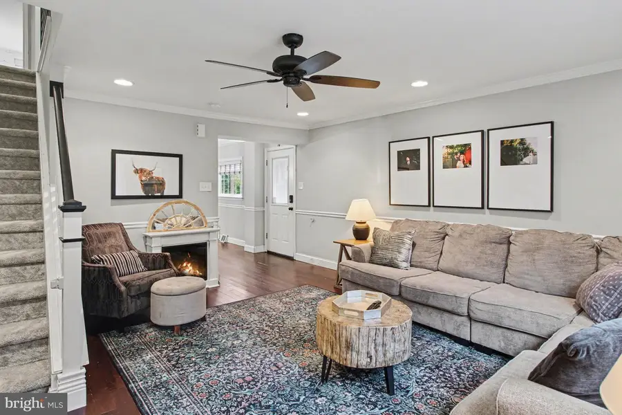 630 Gorgas Ln, Philadelphia, PA 19128 - #3