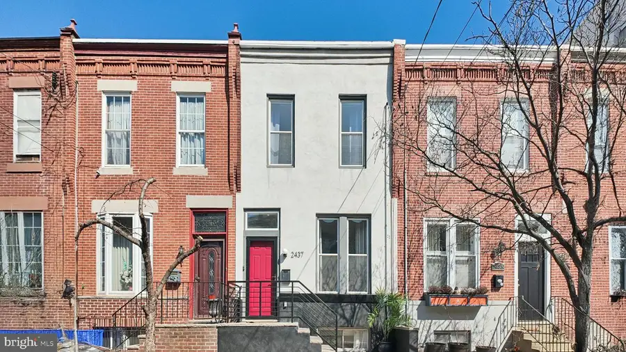 2437 Carpenter St, Philadelphia, PA 19146 - #2