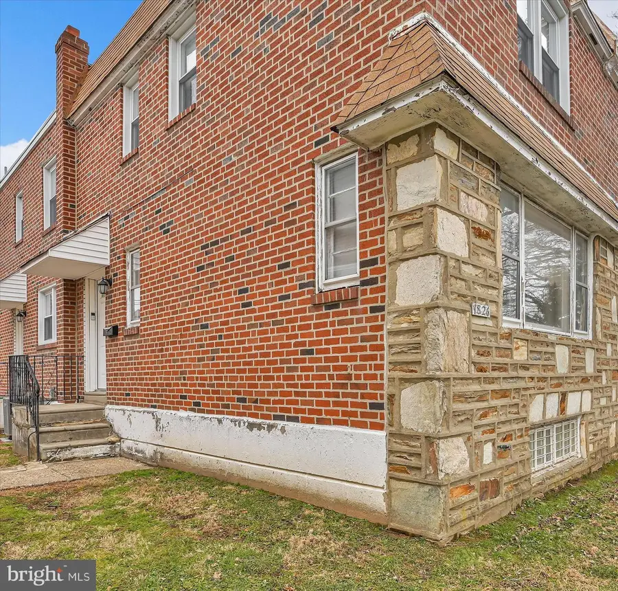 1826 Fox Chase Rd, Philadelphia, PA 19152 - #3