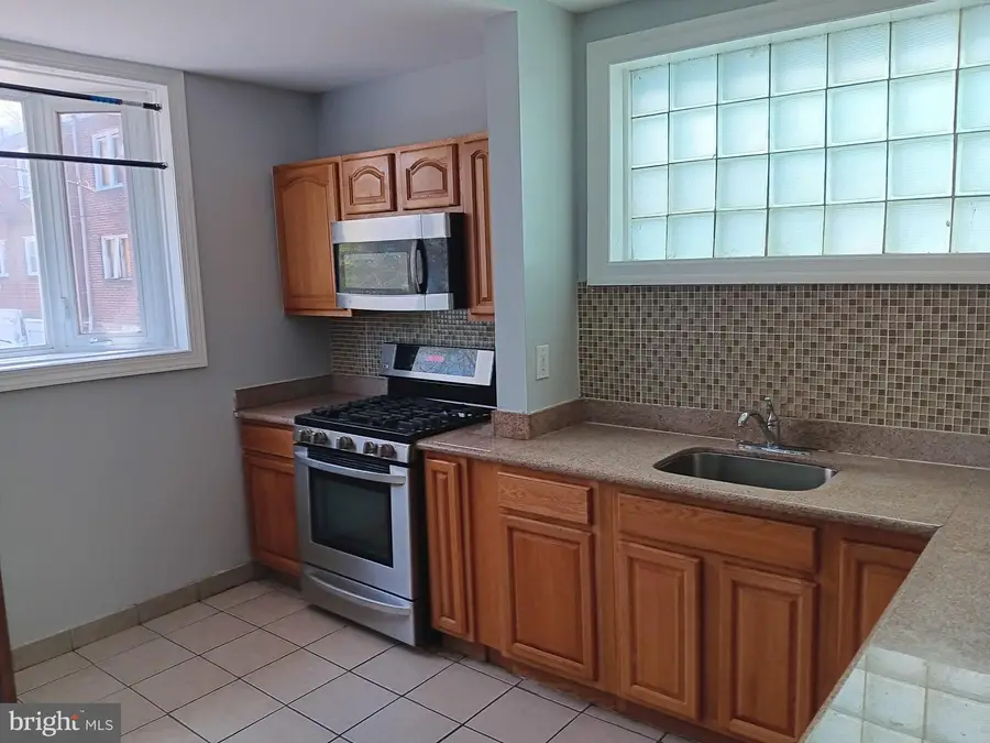 5911 Reach St, Philadelphia, PA 19120 - #3