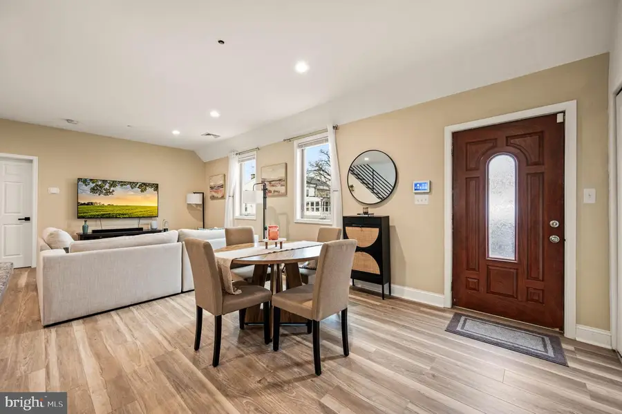 213 Roxborough Ave, Philadelphia, PA 19128 - #3