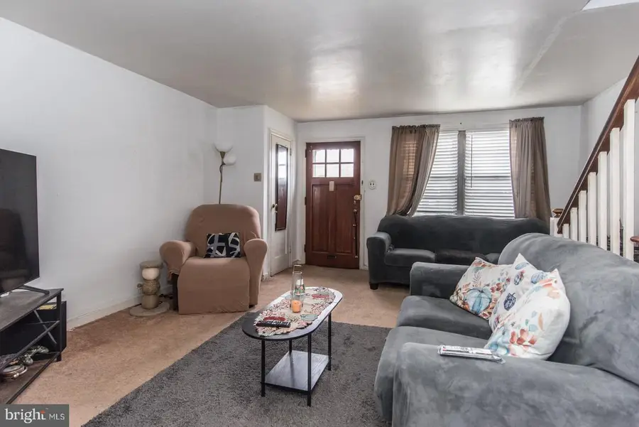 7140 Akron St, Philadelphia, PA 19149 - #3