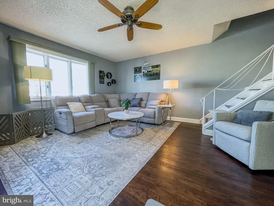 3445 Fitler St, Philadelphia, PA 19114 - #2