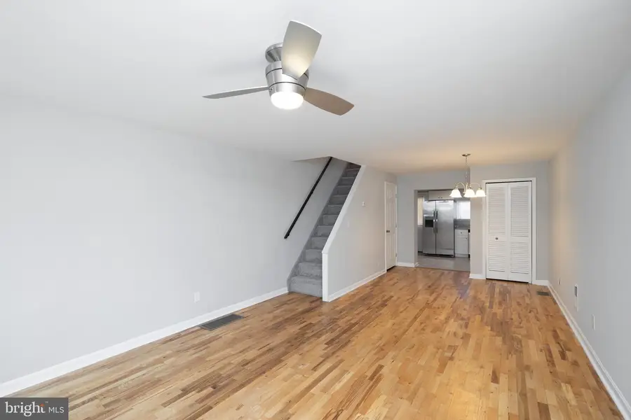 225 Tree St, Philadelphia, PA 19148 - #3