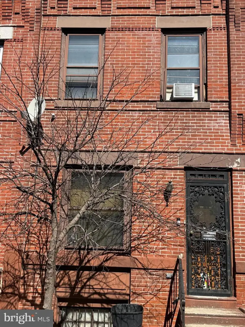 2917 W Flora St, Philadelphia, PA 19121 - #1